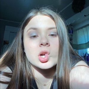 Meet your Posher, Savanna